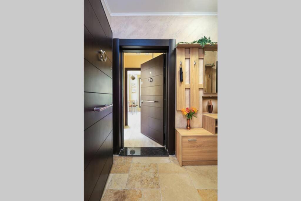 Cozy new Apartment 'Casa Vacanza ' ✵ TOP CENTER ✵ Plovdiv Exterior foto